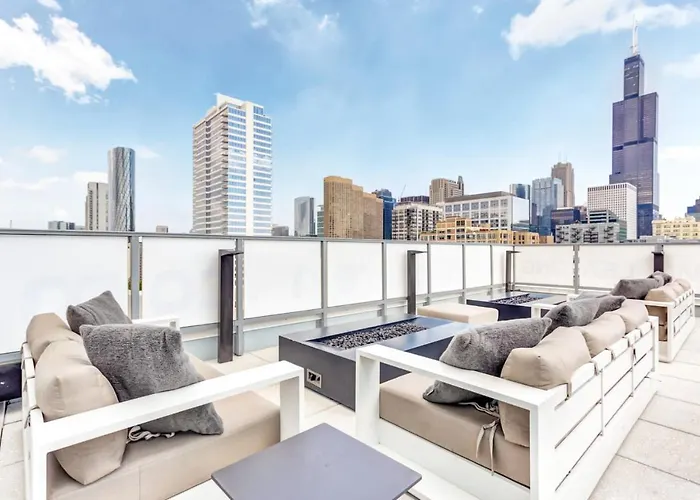 W Loop 1br W Gym Pool In Heart Of Greektown Chi-535 *