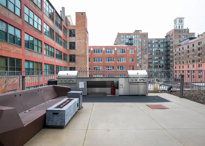 Appartement W Loop 1br W Gym Pool In Heart Of Greektown Chi-535 Chicago